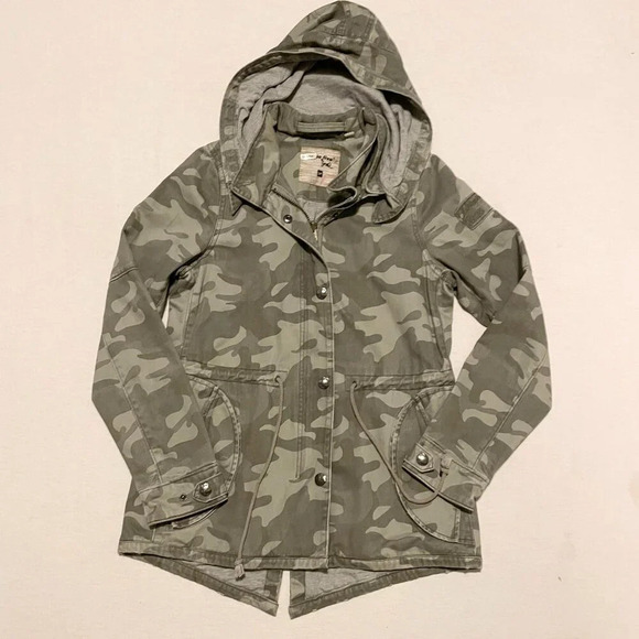 Triple  Five Soul Hooded Jacket Camo Ladies Size Small Coat - Picture 1 of 16
